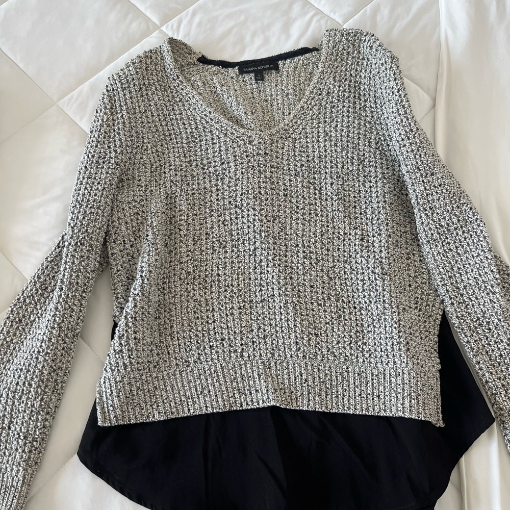 Banana Republic Black and White Knit Sweater